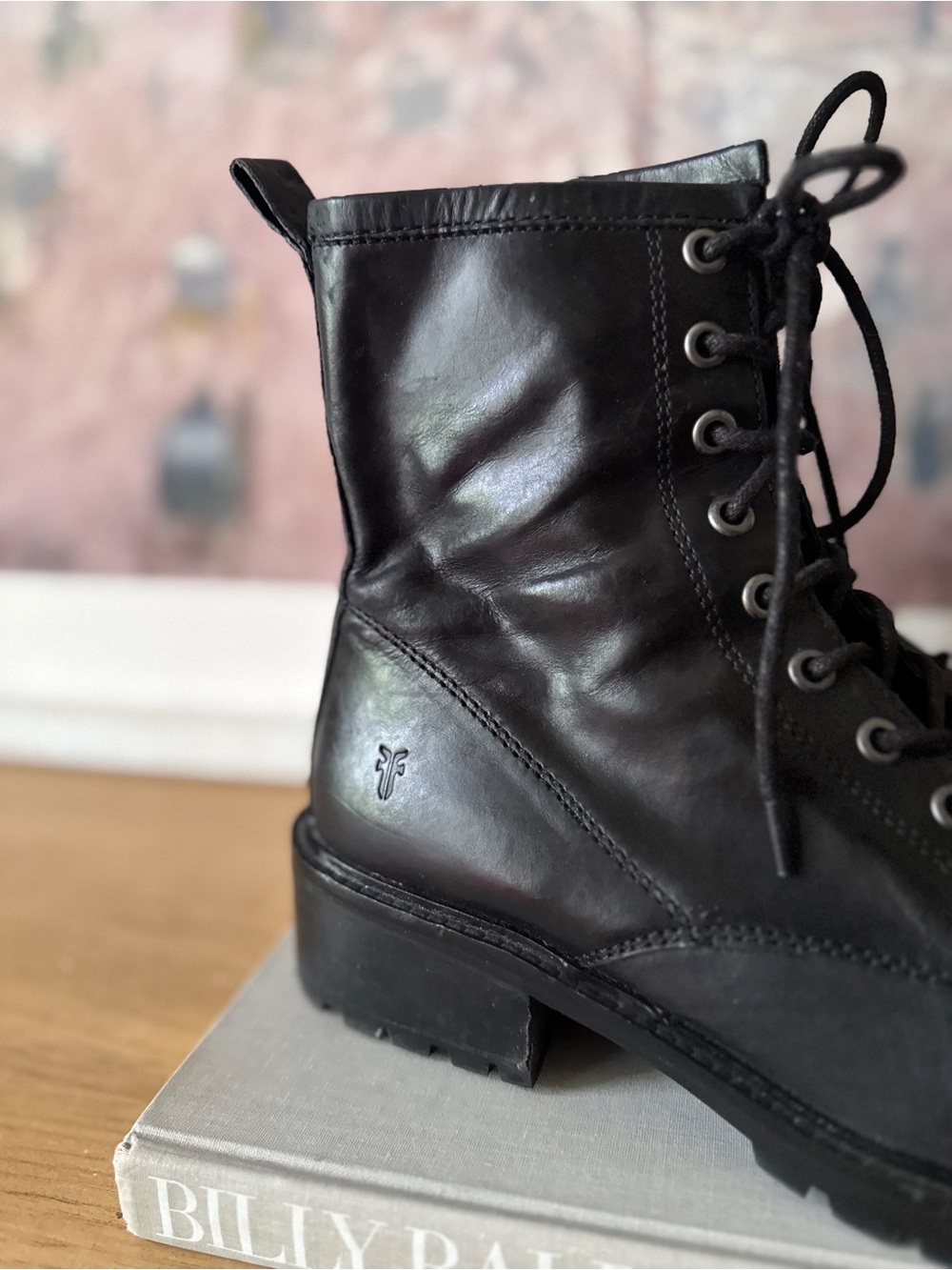 Frye Black Lace-Up Leather Combat Boots - Size 8.5 - Picture 4 of 9